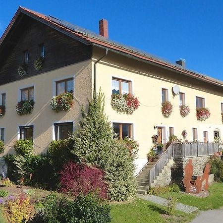 Huisnhof Арах Стая снимка