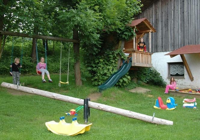 Huisnhof Арах Стая снимка