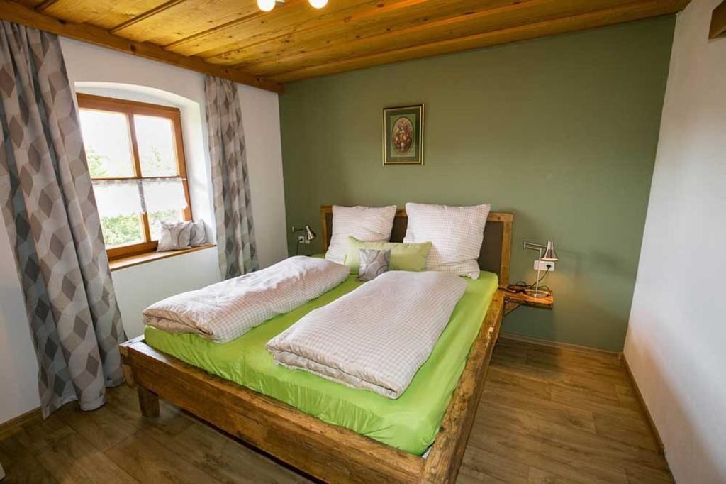 Huisnhof Арах Екстериор снимка