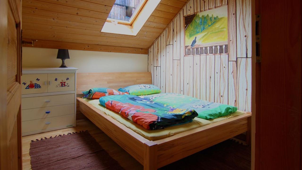 Huisnhof Арах Екстериор снимка