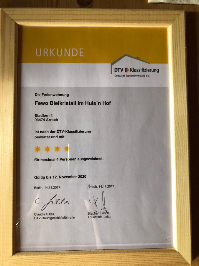 Huisnhof Арах Екстериор снимка